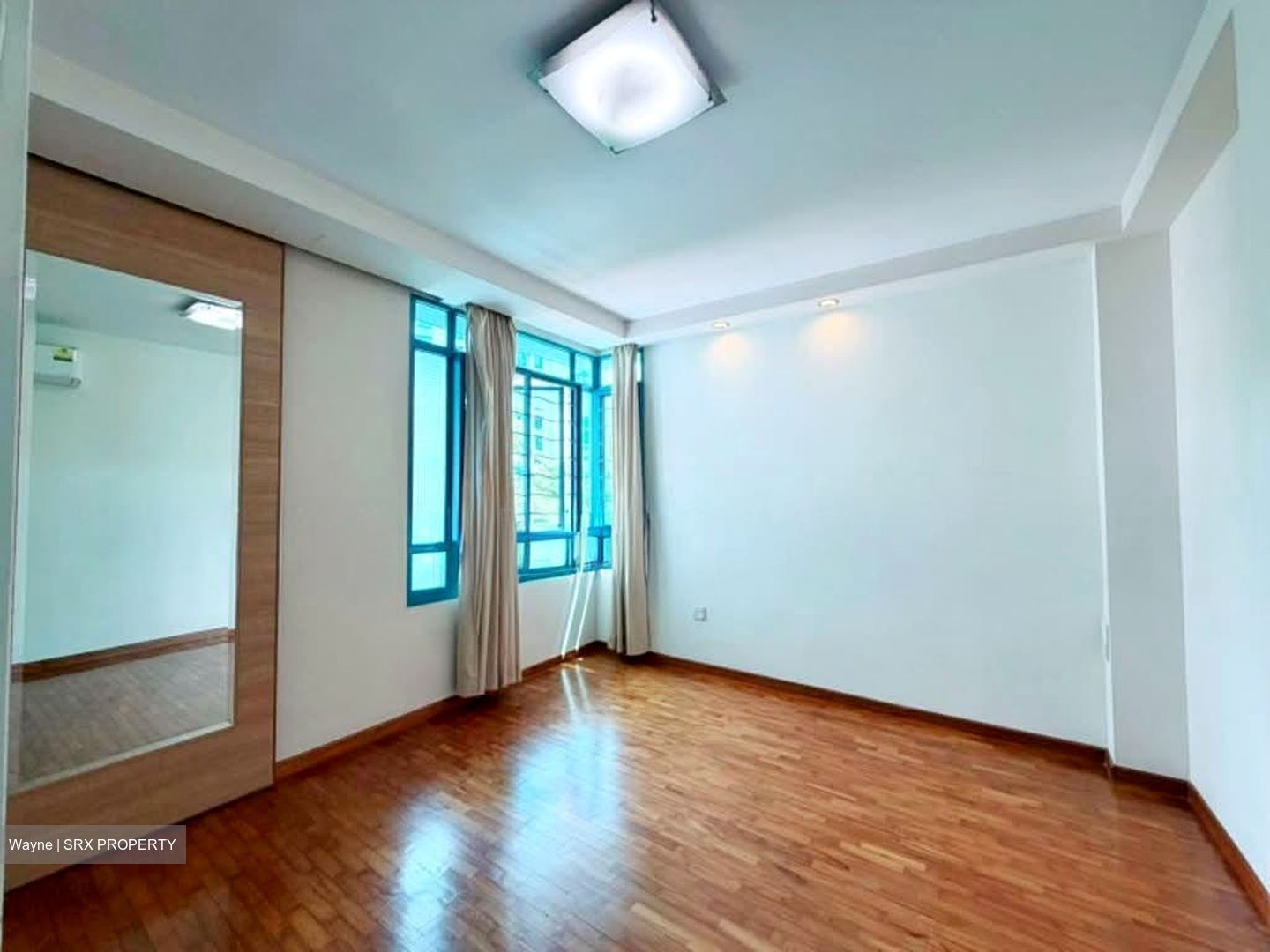 Punggol Central (Punggol),  #561501401